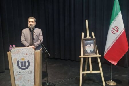 پردیس تئاتر تهران باید به جایگاه واقعی خود نزدیک شود