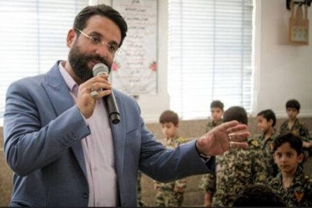 خواننده «سلام فرمانده»، چهره سال فضای مجازی شد