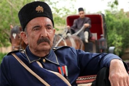 بیوک میرزایی:۴۵ درصد شنواییم را از دست دادم، راه رفتن هم برایم سخت است