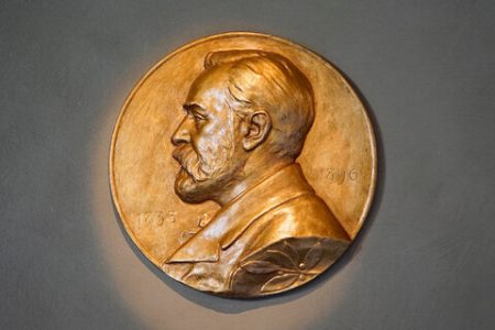 یک پیش‌بینی درباره شانس‌های دریافت نوبل ادبیات