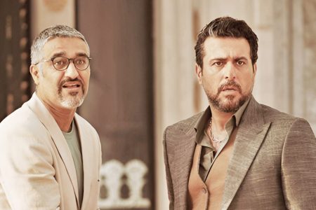 «هتل» روی دست «فسیل» بلند شد