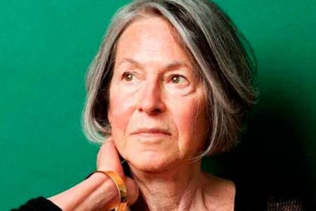 شاعر برنده نوبل درگذشت