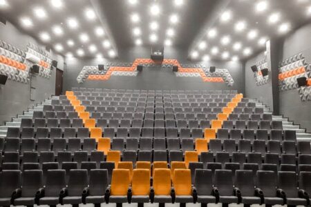 فروش تیرماه سینمای ایران: ۱۲۰ میلیارد تومان