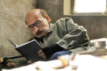 علیرام نورایی در نقش‌خسرو‌گلسرخی