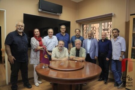 علی دهکردی: خون دل زیادی خورده‌ایم