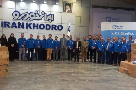 اهدای ۳۵ هزار جلد کتاب به دانش آموزان نیازمند در آستانه آغاز سال تحصیلی